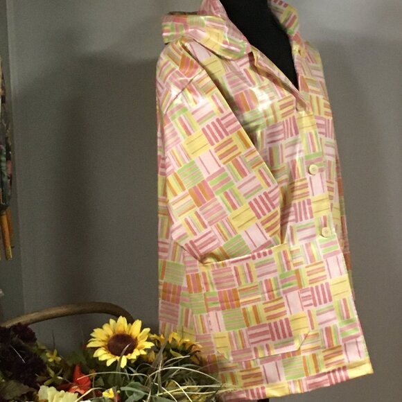 Waterproof, Breathable, Hooded Button closure Raincoat - Picture 1 of 6